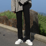 Legere Herrenhose im koreanischen Stil