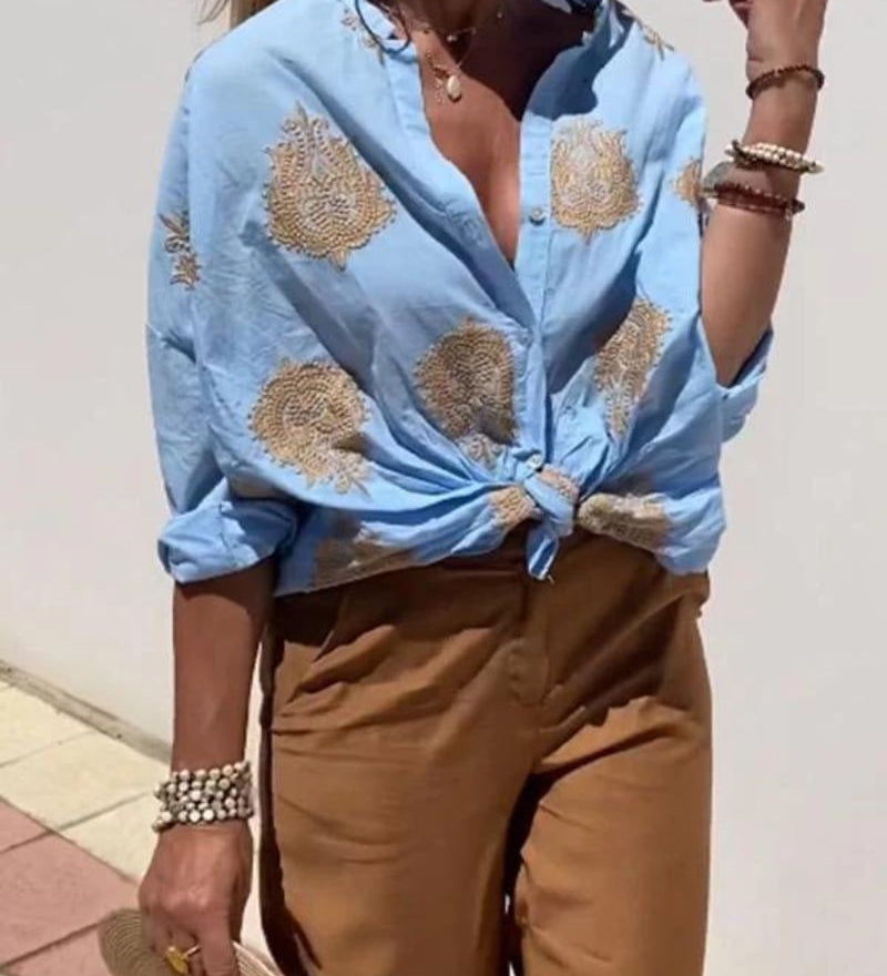 Bluse mit eleganten Stickereien