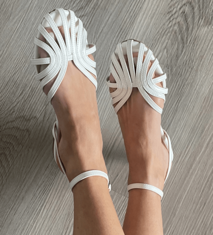Vittoria | Goldene Schmucksandalen