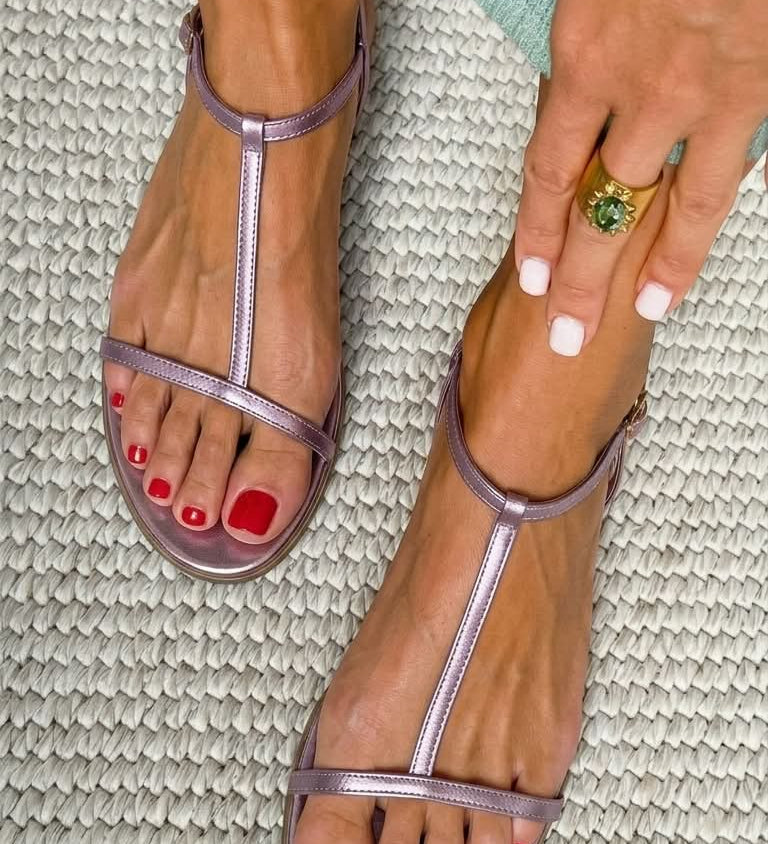 Rosalba | Goldene Sandalen Frühling