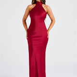 ZEYNEP | Elegantes Satin-Maxikleid mit Halter-Ausschnitt