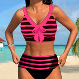 Hochtaillierter gestreifter Bikini