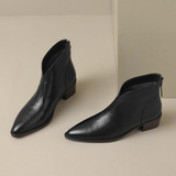 Chloe - Luxuriöse Niedrig-Absatz Stiefeletten