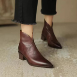 Chloe - Luxuriöse Niedrig-Absatz Stiefeletten