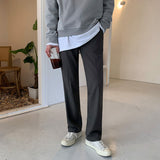 Legere Herrenhose im koreanischen Stil