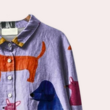 Lange Damenbluse mit verspieltem Hundeprint