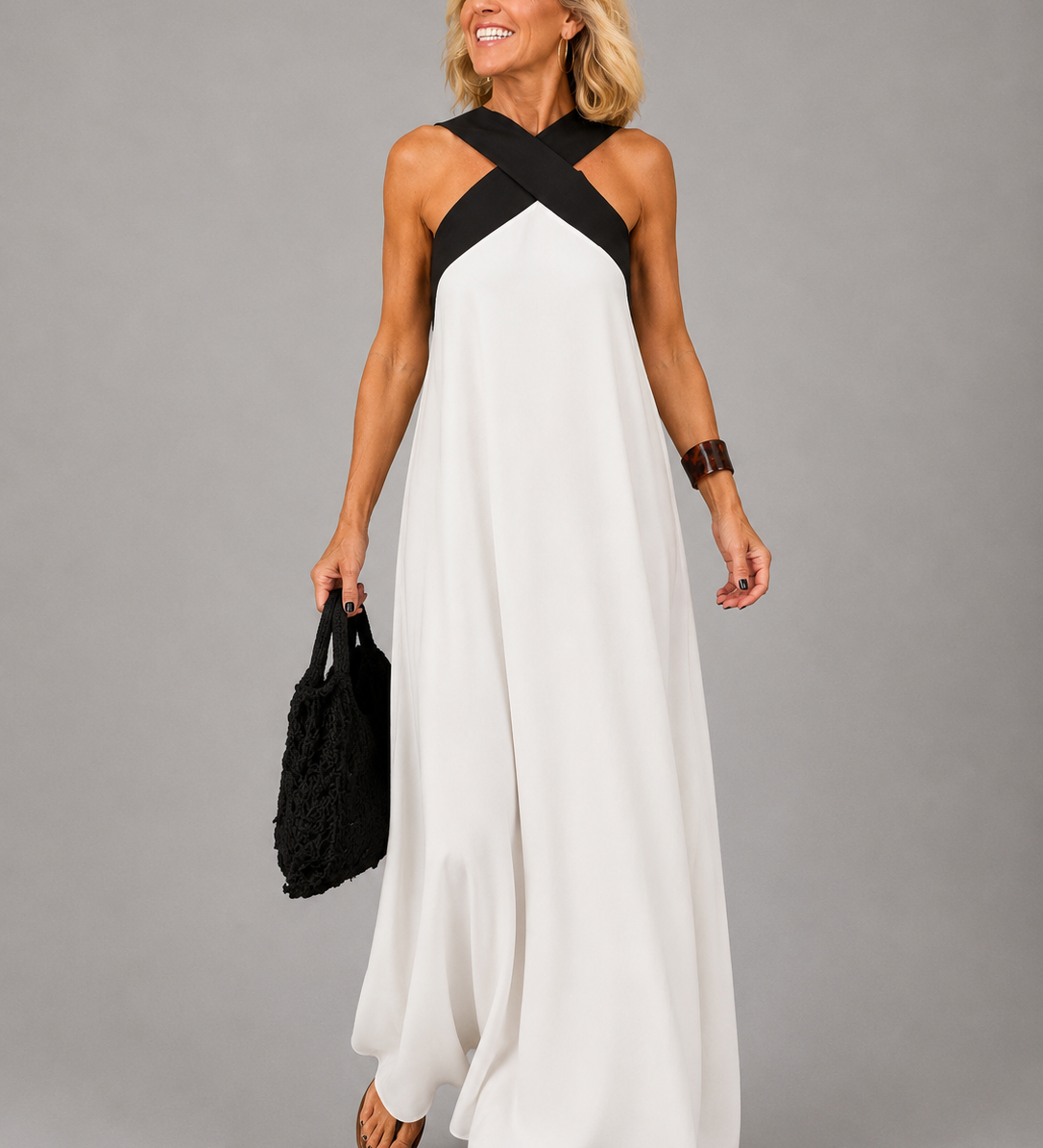 Velora™ | Cross Elegance Maxikleid