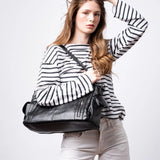 BELLA | Vintage Y2K Schultertasche