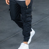 Schwarze Cargo-Hose