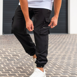 Schwarze Cargo-Hose