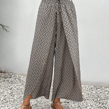 Lisette Hose mit weitem Bein und geometrischem Druck