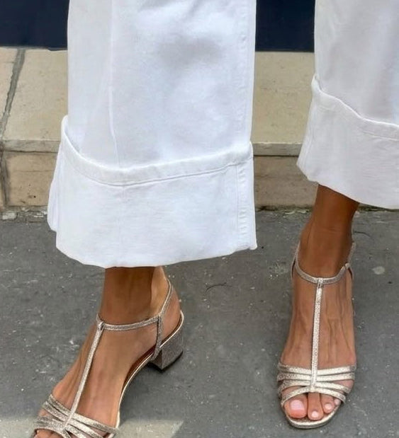 Allegra | Elegante Goldsandalen für den Alltag