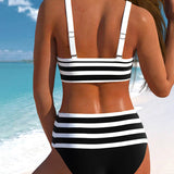 Hochtaillierter gestreifter Bikini