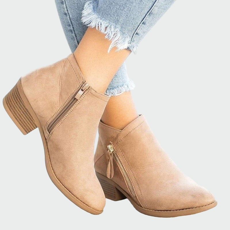 Amelia - Premium Winterstiefel mit Absatz