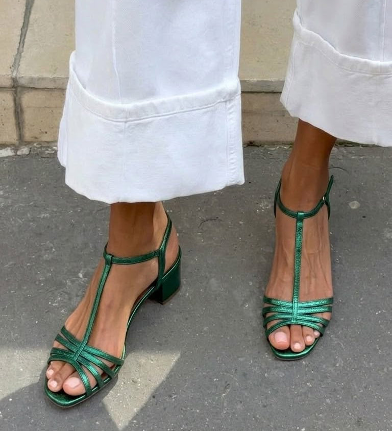 Allegra | Elegante Goldsandalen für den Alltag