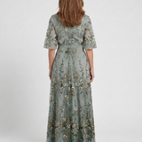 Evadne | Florales V-Ausschnitt Maxikleid mit kurzen Ärmeln