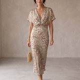 Antonella | Elegantes Kleid aus leichtem und fließendem Stoff